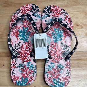 NWOB Vera Bradley Shore Thing Women's Sea Horses/Coral Large Flip Flops L/9-10